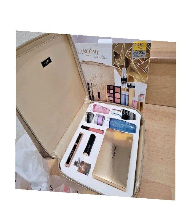 live project Fuel Your Beauty Career with New Cosmetology School Makeup Collection