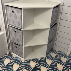 Corner Storage With Containers 