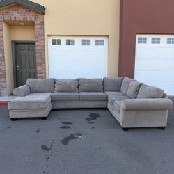 Sectional Couch - Free Delivery