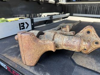 VINTAGE POST VISE GREAT CONDITION
