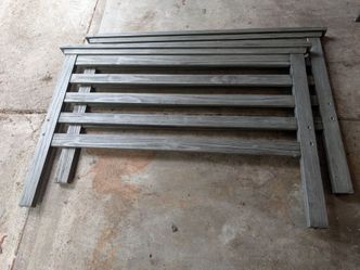 Double bed frame-free