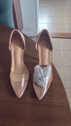 Elegant footwear