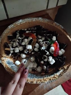 Grave Yard Dirt Pie 🥧 Slices