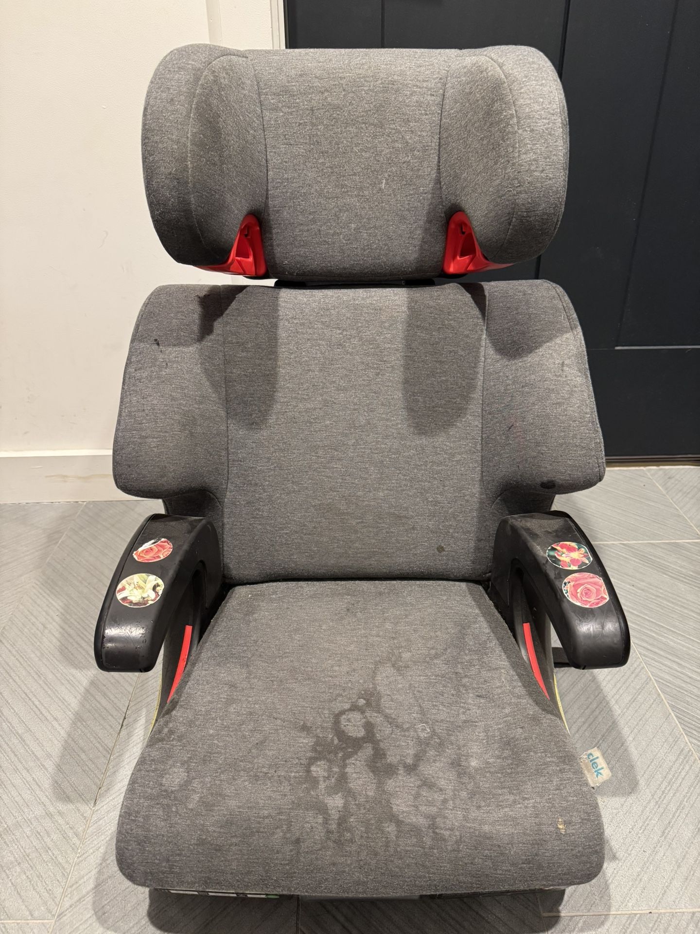 Clek Oobr Booster Seat - Black