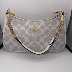 Coach Teri white leather 