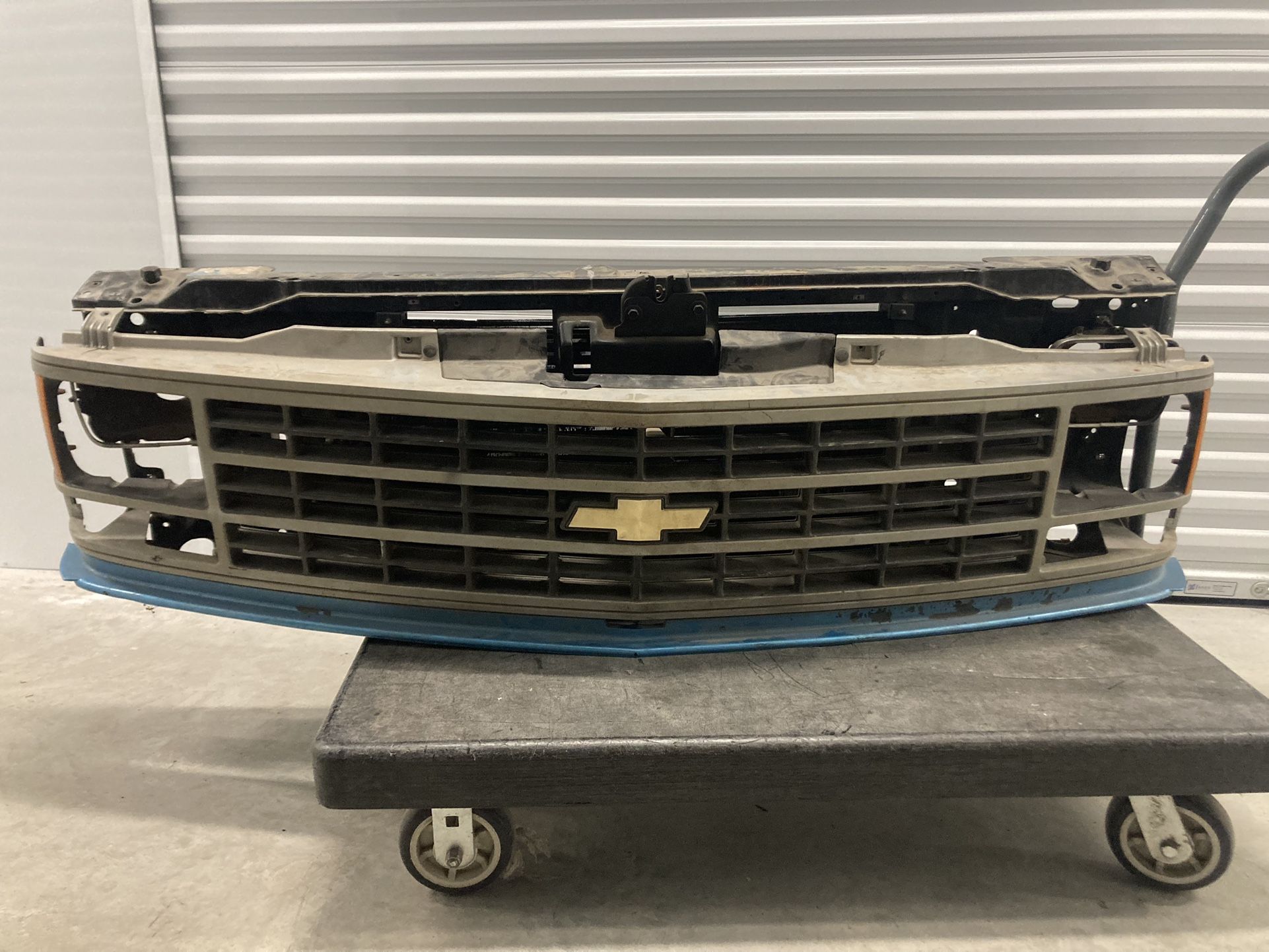 Chevy/GMC Grill & Radiator Core Support