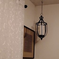 Black Metal Hanging Candler