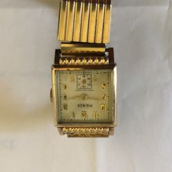 Vintage Pierce 17 Juvels Hand Wind Swiss Works Good Keeps Good Time 