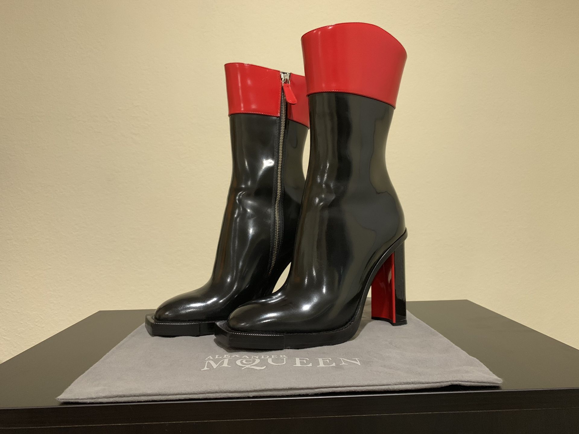 Alexander McQueen leather boot
