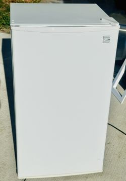 Mini Fridge Kenmore