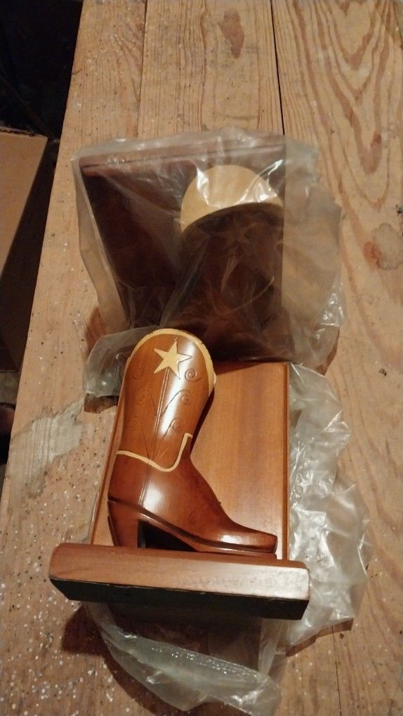 Antique American Folk Art Carved Wooden Boots Book Ends