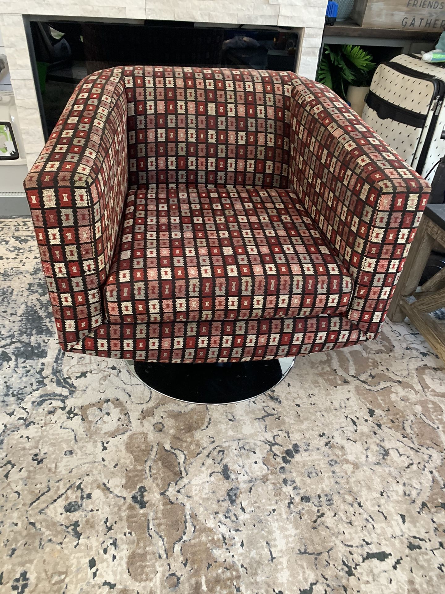 Fabric Swing Around Chair 