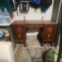 Antique Vanity With Mirror 