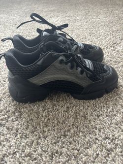 Dior Sneakers Size 8