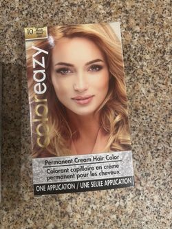 Dyes colors hair