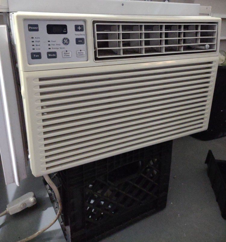 GE 6000 BTU Window Air Conditioner