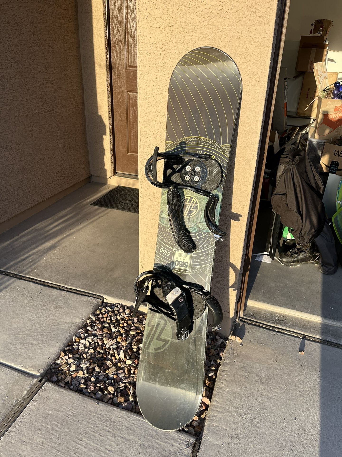 5150 Burton snowboard for Sale in Queen Creek, AZ - OfferUp