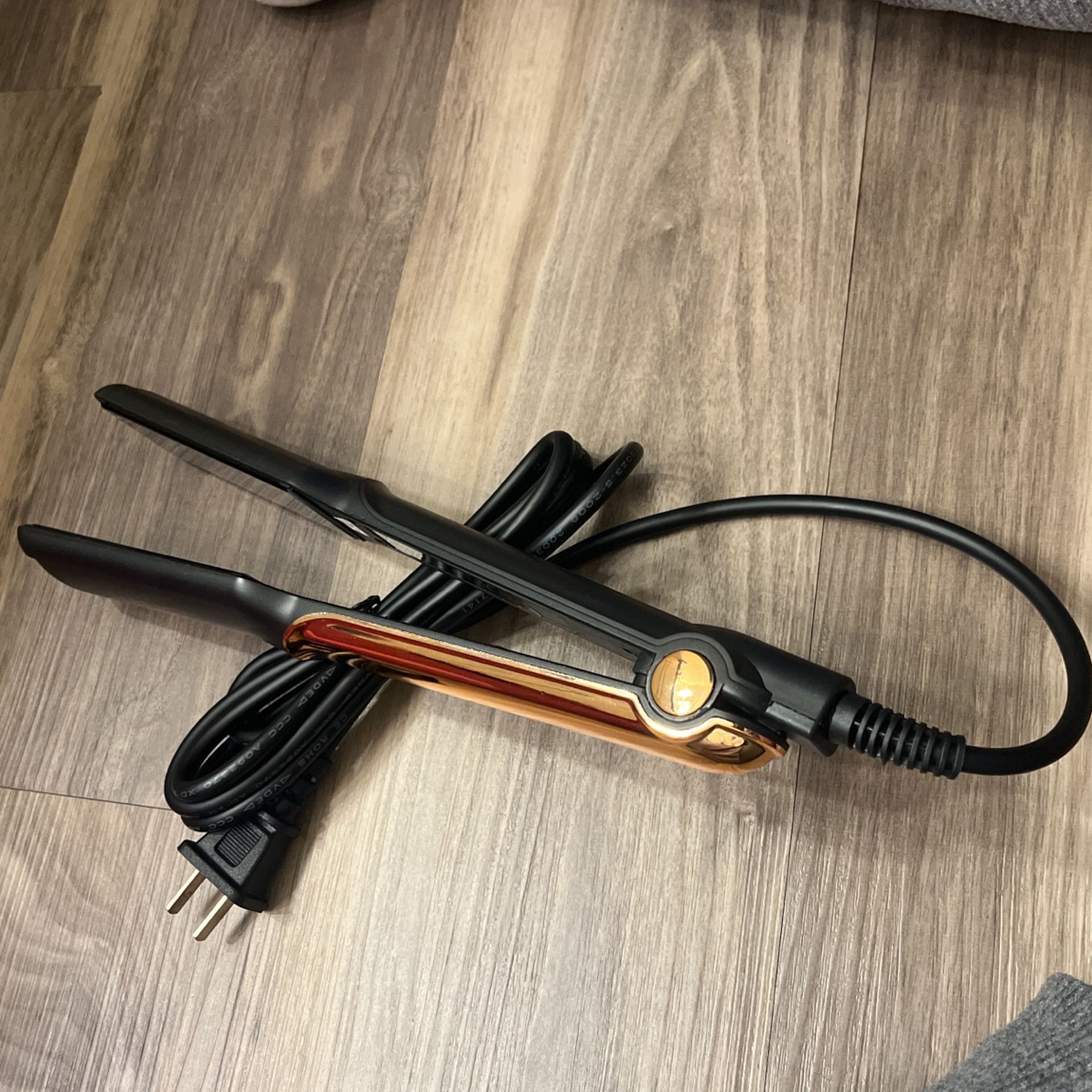 Brand New Flat Iron