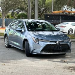 Toyota Corolla LE 2022