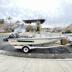 1989 Boston Whaler Outrage 18”