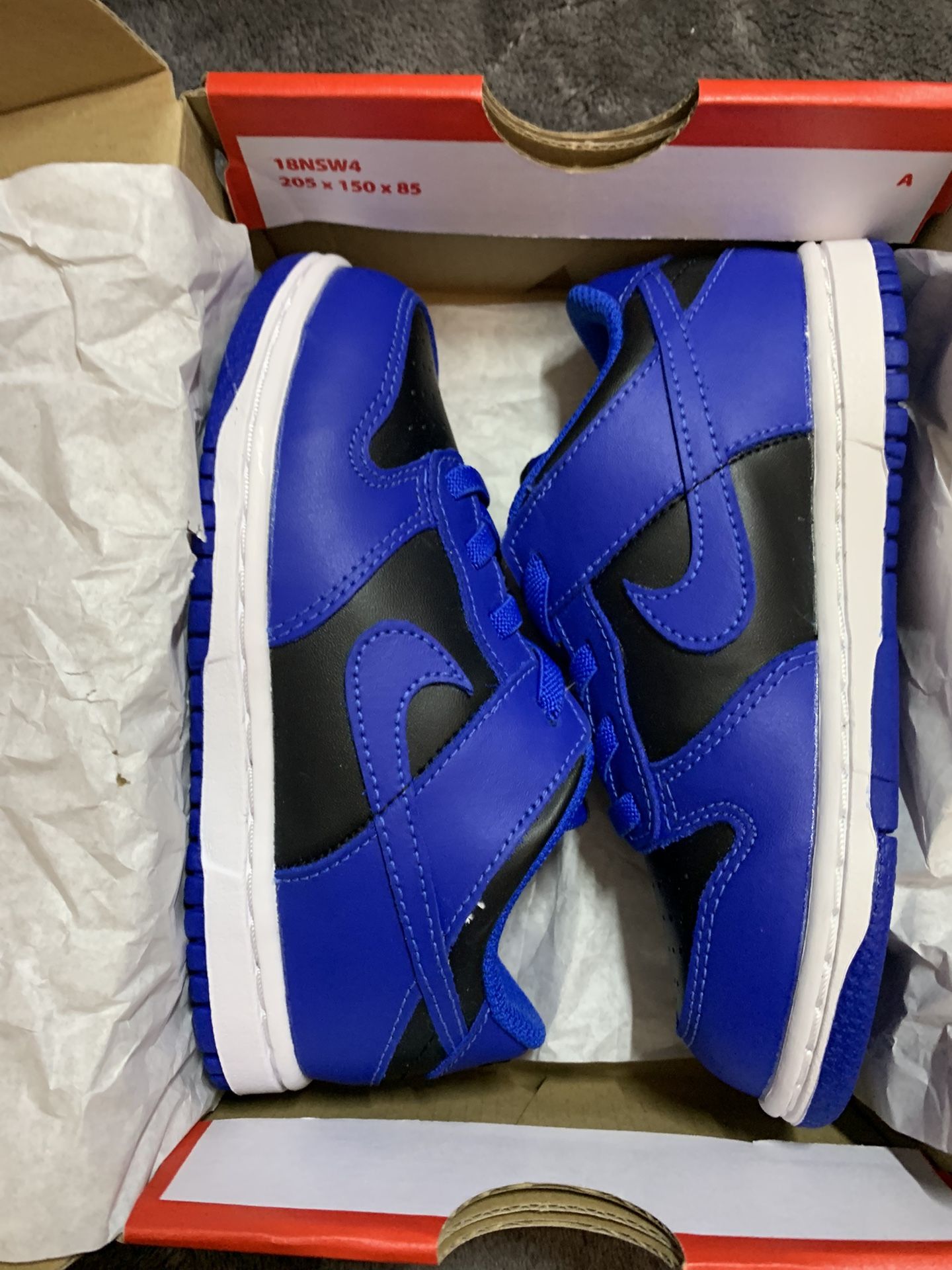 Nike Dunk Low Hyper Cobalt.