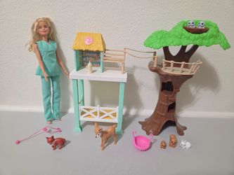 Barbie Animal Rescuer Doll Woodland Forest Rescue Care Center Shelter & Playset