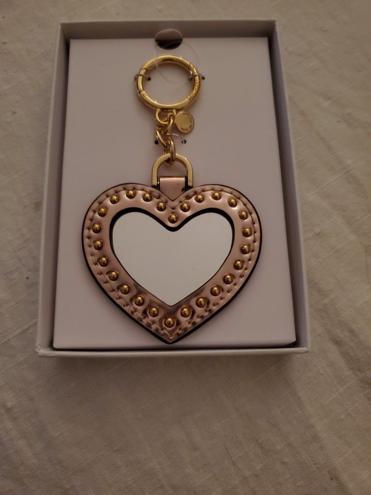 KEYCHAIN - MICHAEL KORS HEART MIRROR (NEW)
