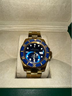 Navy face mens watch