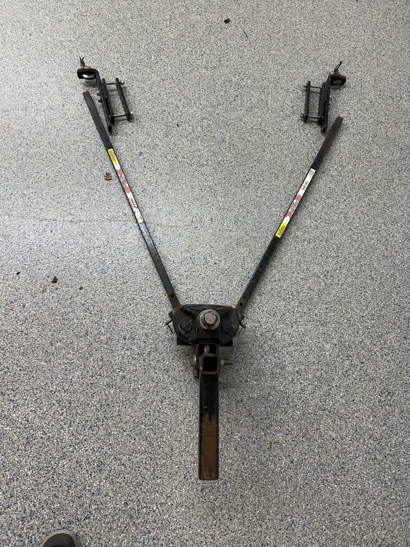 Equalizer Weight Distribution Hitch
