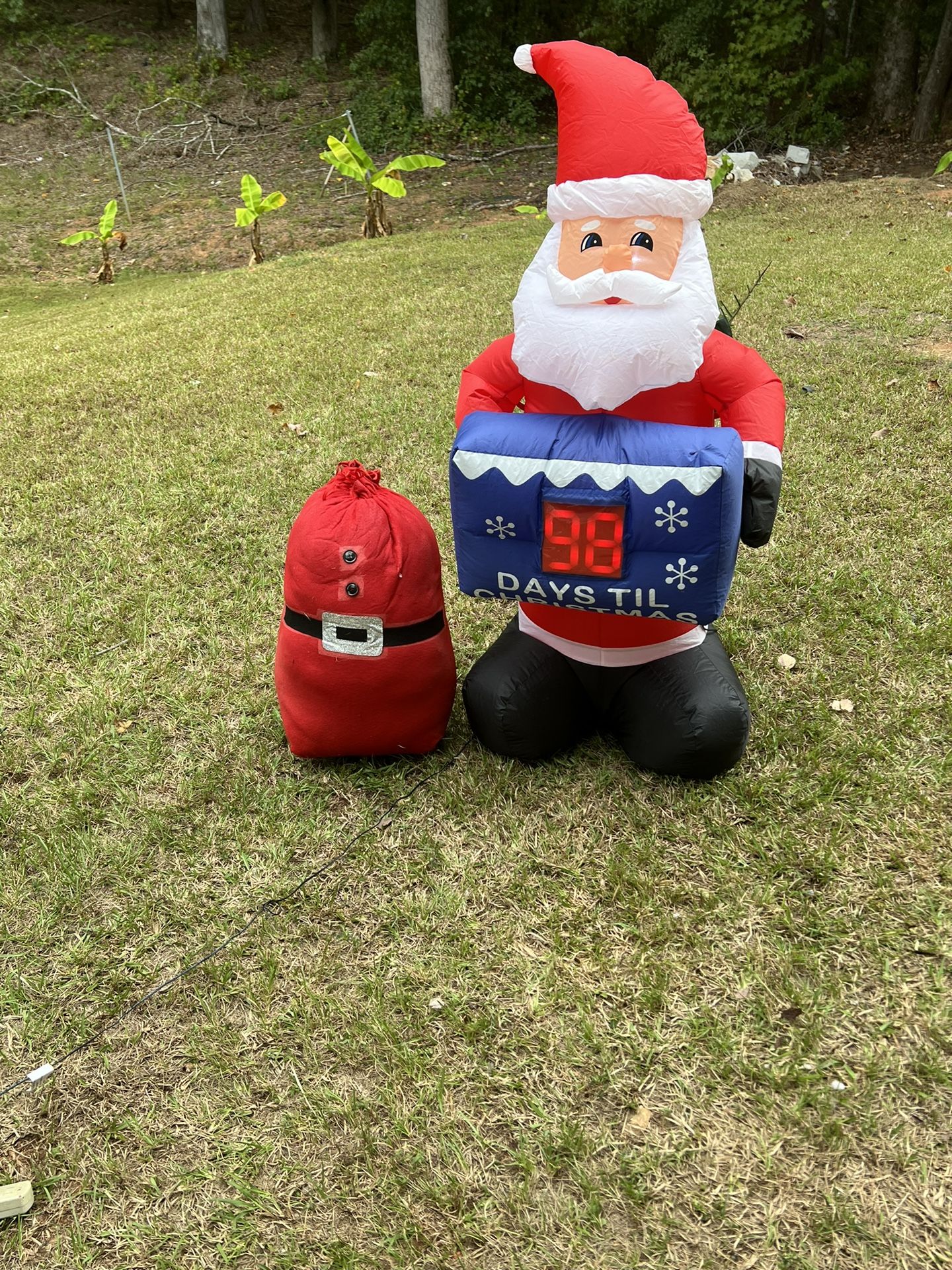 Outdoor Christmas inflatable countdown days Till Christmas Santa