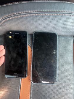 2 iPhones for parts