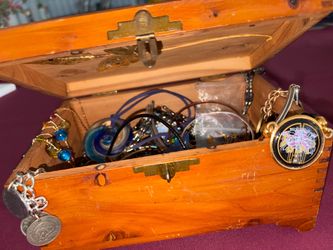 Lot of old/new lotcostume jewelry in vintage wooden jewelry box