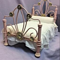 American girl doll Bed - Rare Retired 