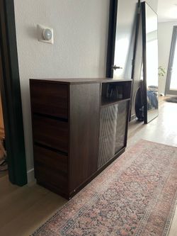 Storage Bar