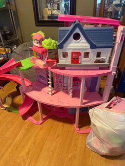 BARBIE TOYS - all types- pick up only
