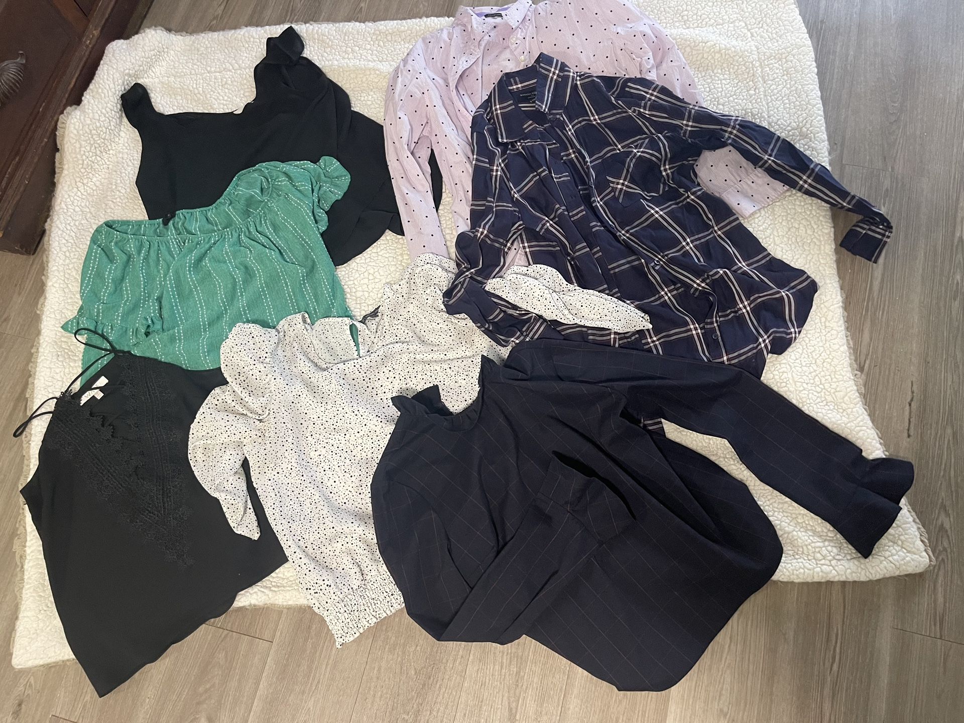 Women’s Clothing Lot