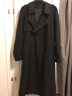 Men’s black 40l black double breasted belted vintage coat