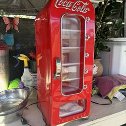 Coca Cola Mini Fridge