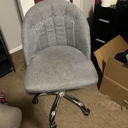 Vanity Chair 