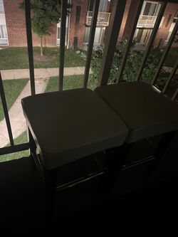 Sitting chair