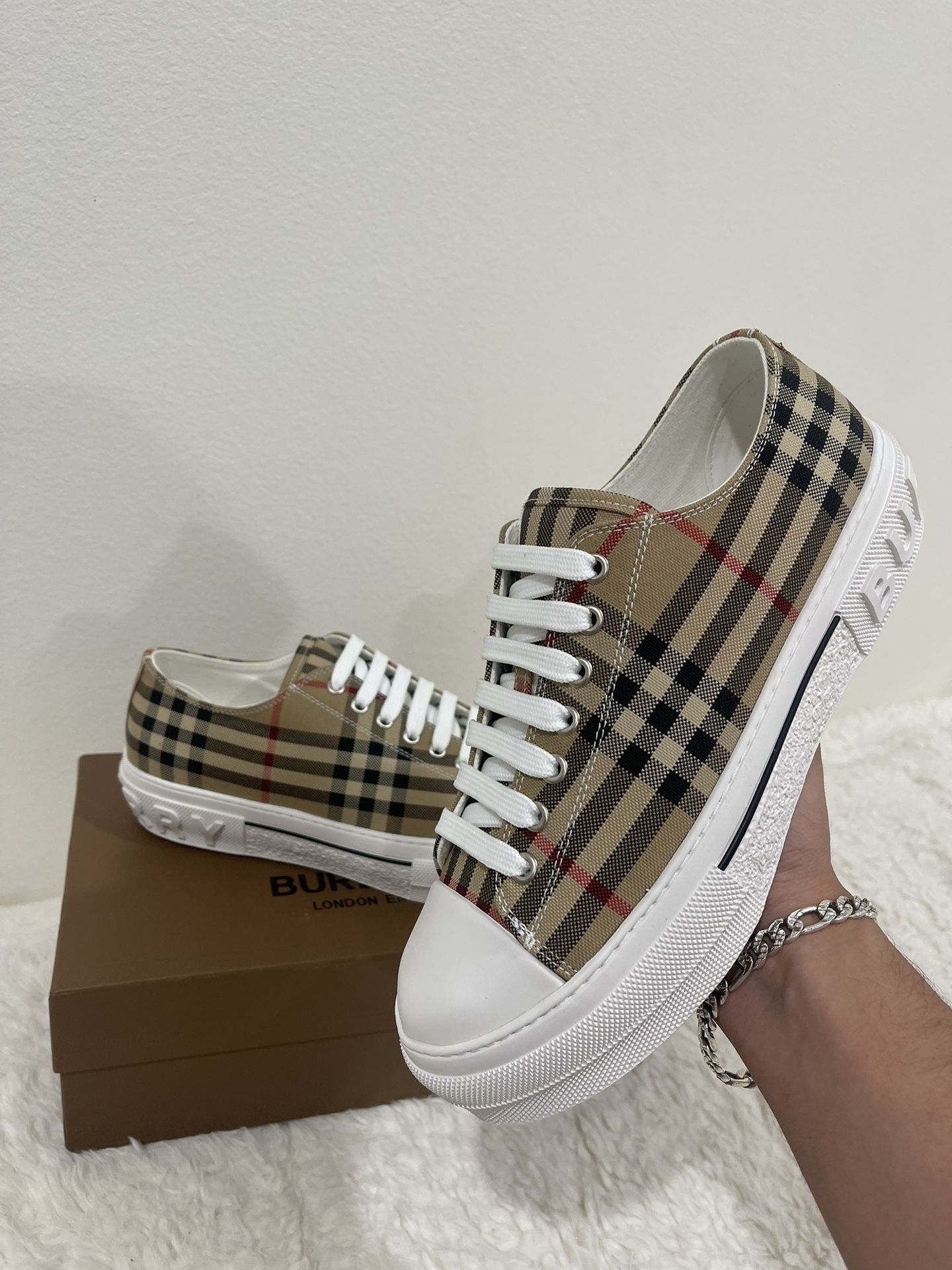 Burberry Shoes