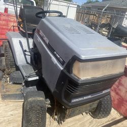 Craftsman 18 Hp Garden Tractor With Attachments 