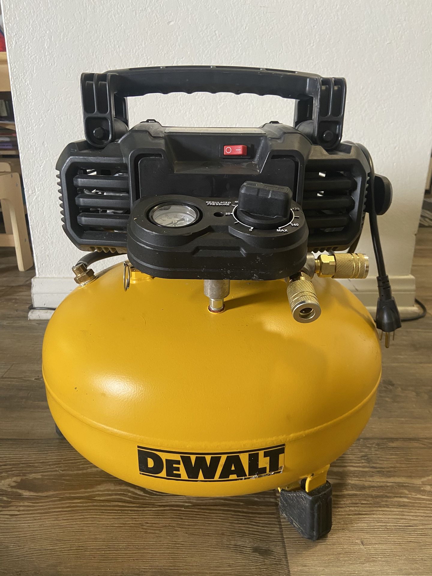 Dewalt 6 Gallon Compressor