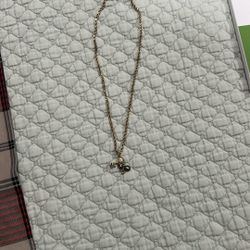 10kt gold chain with pendant 