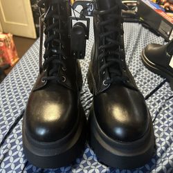 No Boundaries Women’s Lug Sole Combat Boots