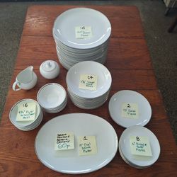 MID-CENTURY JOHANN HAVILAND BAVARIA GERMANY CHINA SET - 45 PIECES 