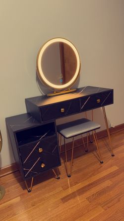 Makeup Vanity