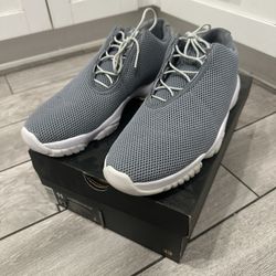 Jordan Future Low Cool Grey 