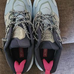 Hoka Vibram Size 10 Unisex