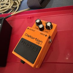 BOSS DS-1 Distortion Effects Pedal